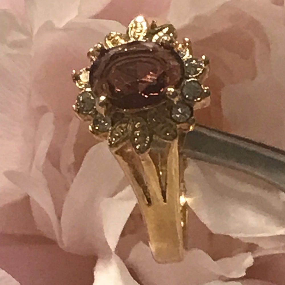 Simulated ruby and CZ ring - Picture 3 of 3